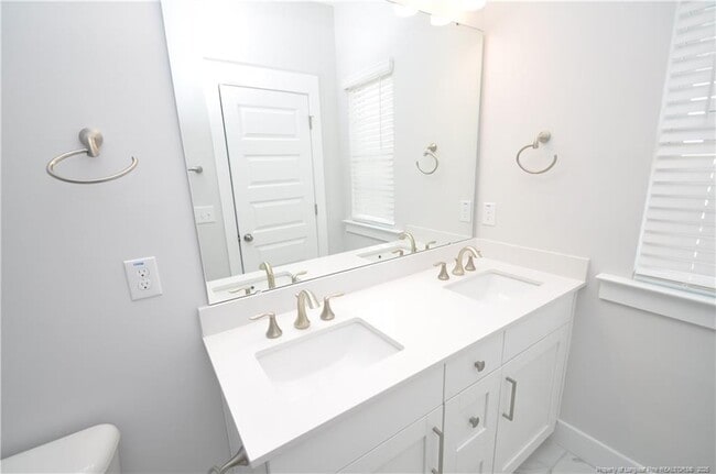 Building Photo - 8514 Silsbee Dr
