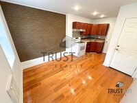 Building Photo - 2025 N 4th St