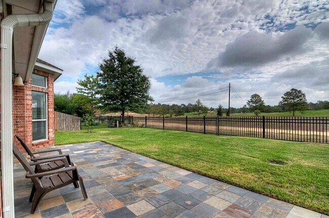 Building Photo - 1110 Cheddar Ridge Dr