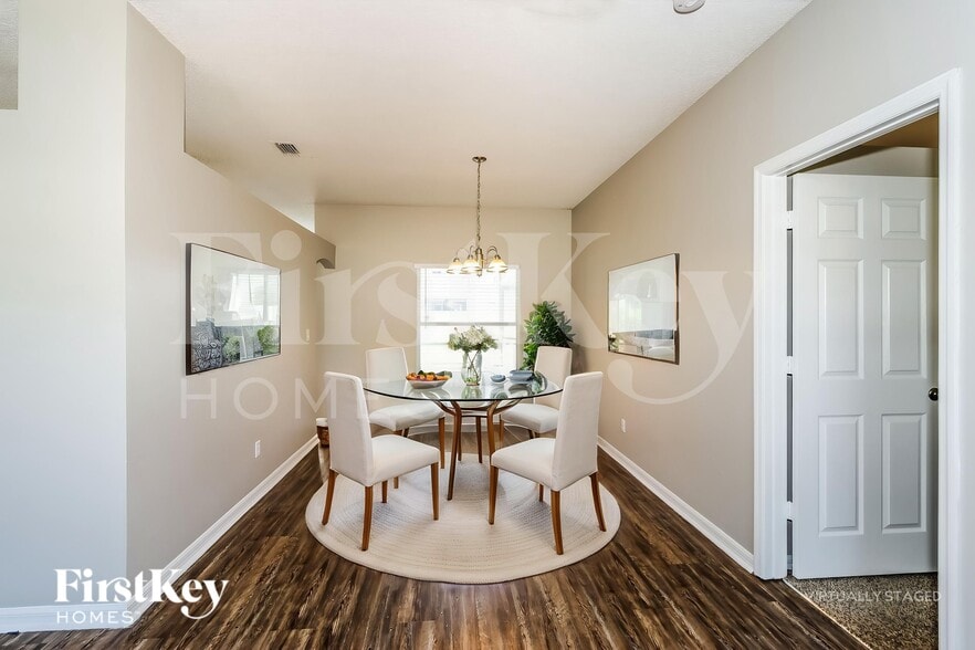 Building Photo - 2242 Mantilla Ave SE