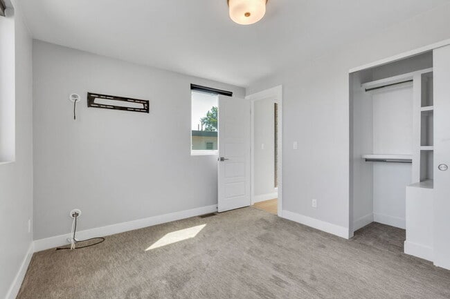 Building Photo - 3956 Osage St
