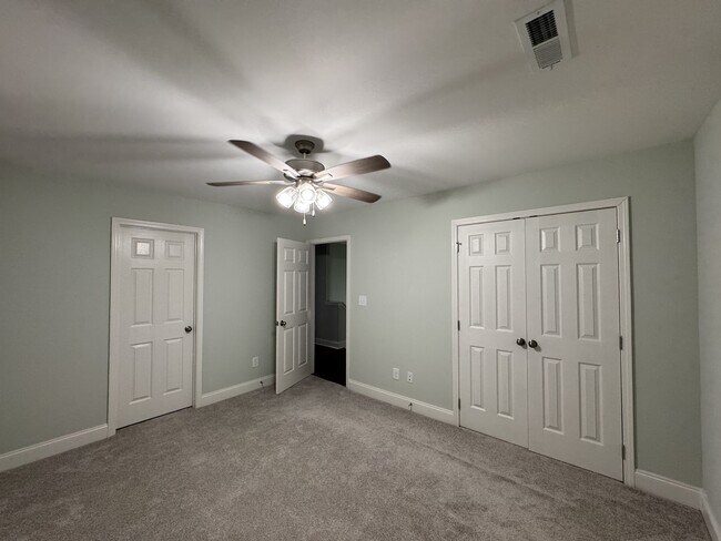 Building Photo - 336 Jacksonian Way