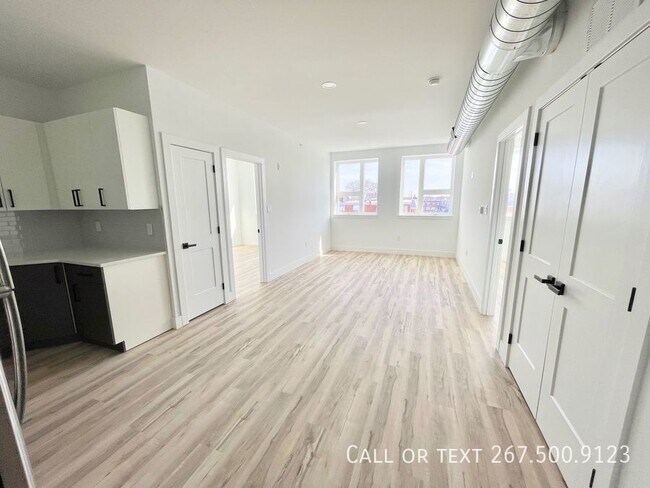 Building Photo - Brand new One and Two Bedrooms. Great Loca...