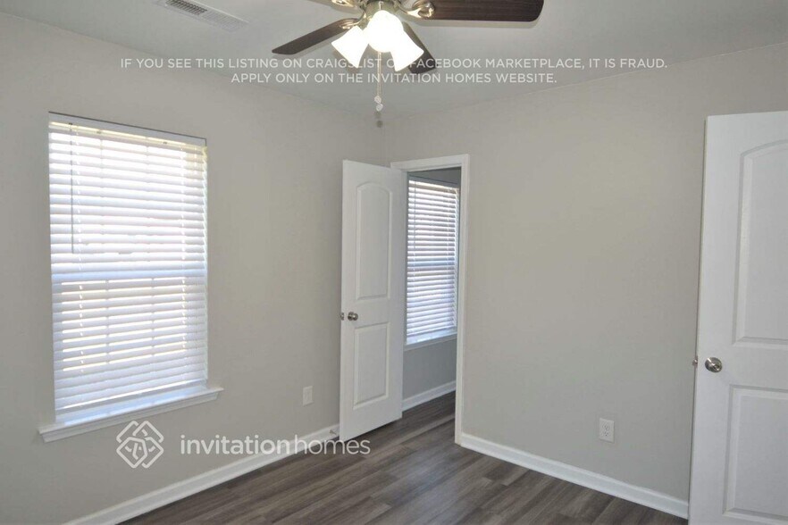 Building Photo - 107 Sampson Ct