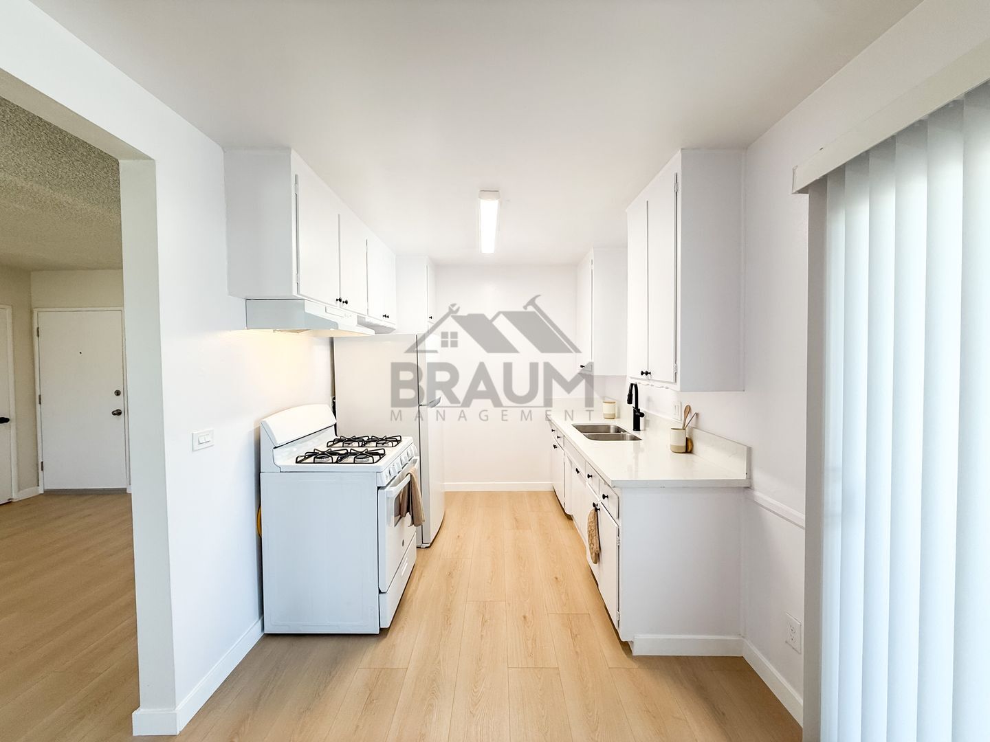 Building Photo - 19405 Haynes St