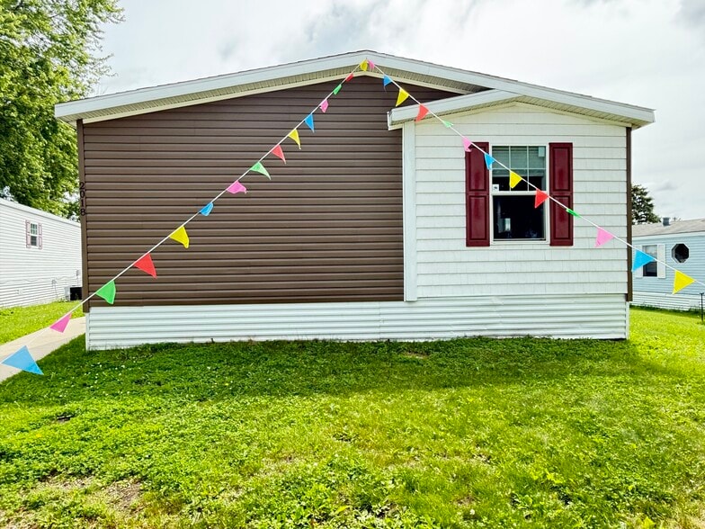 Building Photo - 2018 Lark Ln NW