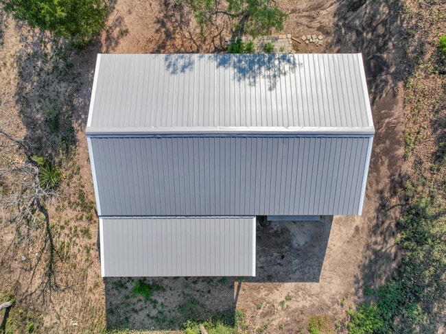 Building Photo - 590 County Rd 4614
