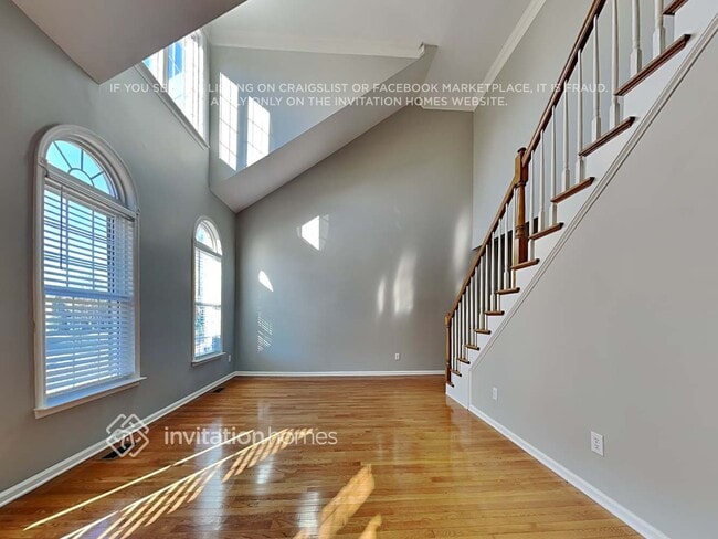 Building Photo - 17136 Knoxwood Dr