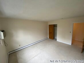 Building Photo - 278 Grove St