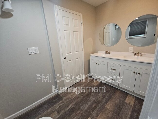 Building Photo - 3258 Peagler Plaza Rd