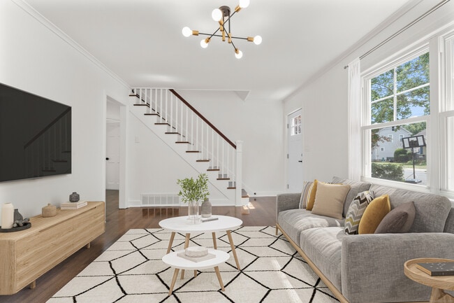 Building Photo - 203 Gorham Ave