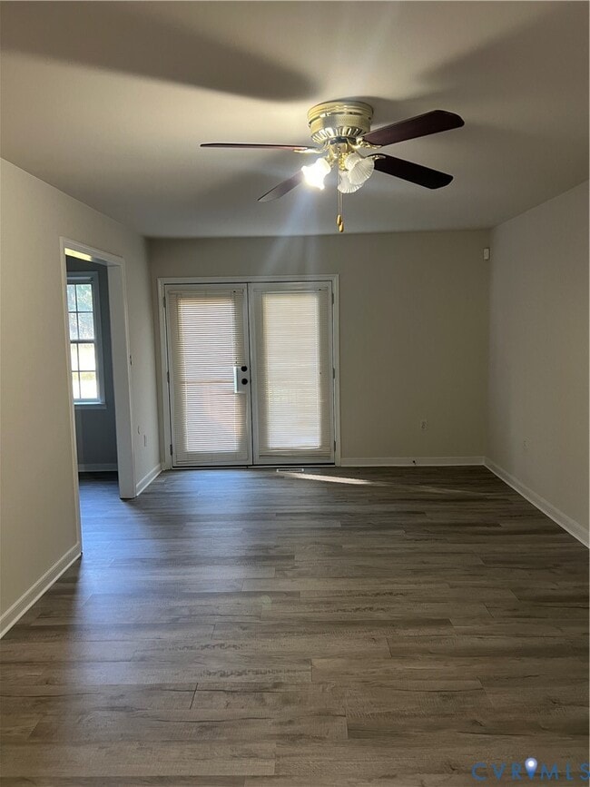 Building Photo - 2123 Cloverdale Ave