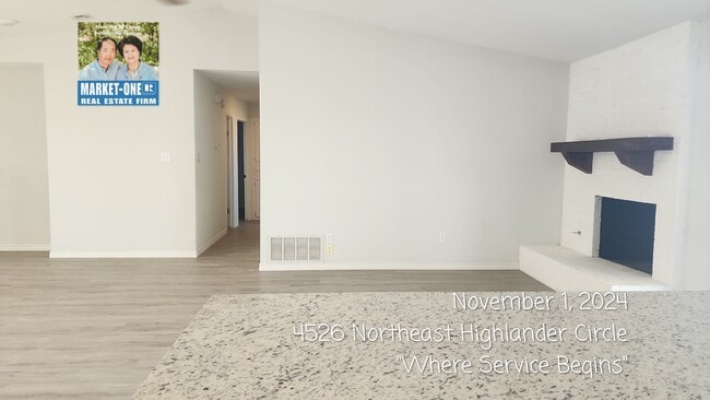 Building Photo - 4526 NE Highlander Cir