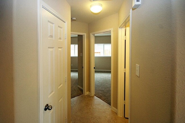 Building Photo - 5427 Marble Ravine