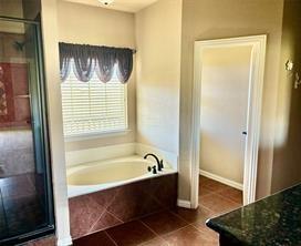 Building Photo - 464 N Greenville St