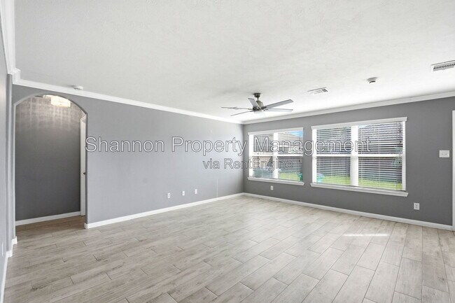 Building Photo - 21103 N Valley Ct