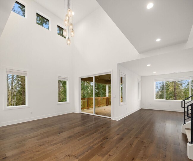 Building Photo - 7967 112th Ln SE