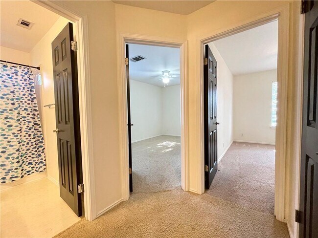 Building Photo - 1804 Warwick Cove