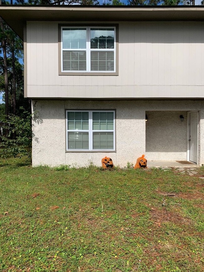 Building Photo - 605 Douglas Dr, A, St. Marys, GA 31558