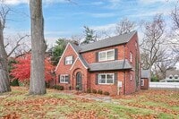 Building Photo - 350 Converse St