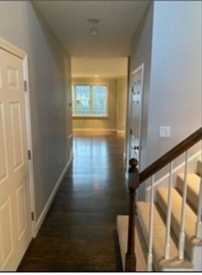 Building Photo - 66 Evergreen Cir