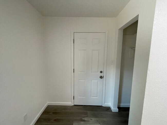 Building Photo - Burney Street Triplex