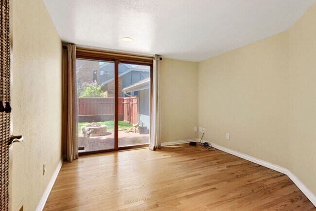 Building Photo - Outstanding Heritage Greens residence that features a spacious and airy layout that blends tradit...