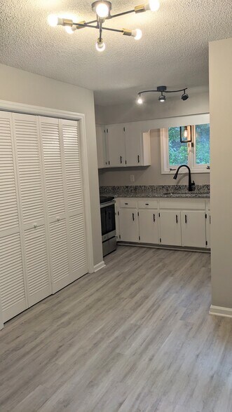 Building Photo - 4113 Arckelton Dr