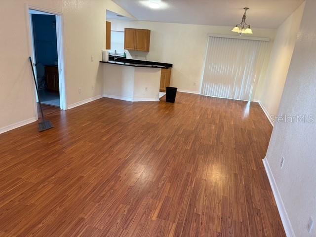 Building Photo - 911 Valmar St