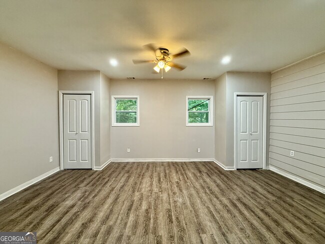 Building Photo - 252 Harmony Grove Rd