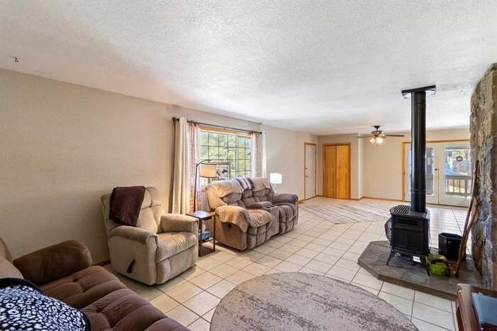 Building Photo - 40 Peregrine Pl