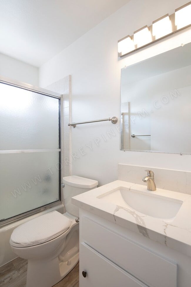 Building Photo - *OPEN HOUSE: 9/13 1-2PM* BEAUTIFUL Remodel...