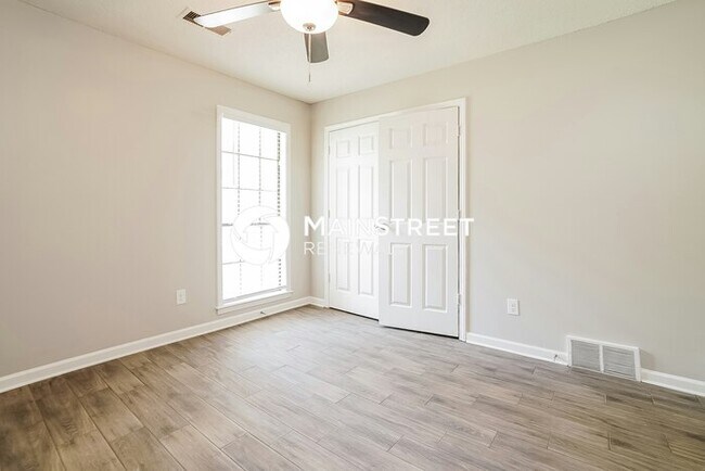 Building Photo - 3 Bedroom Pet-Friendly Home in Walls, MS with Main Street Renewal