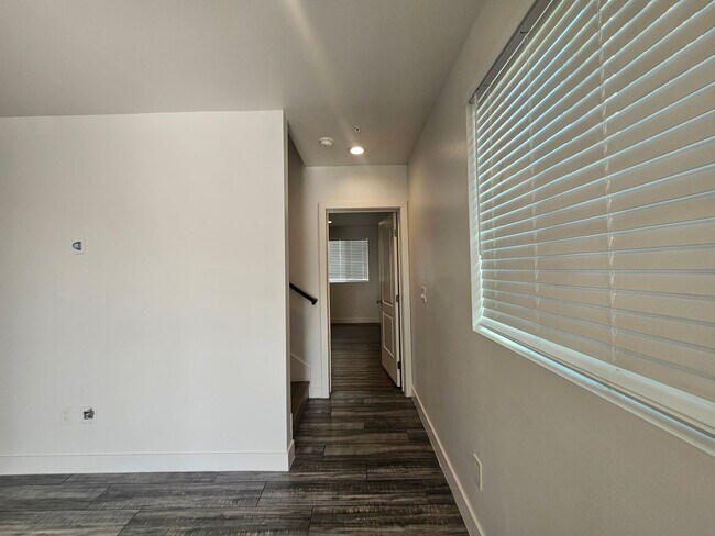 Building Photo - LANFRANCO(3743)