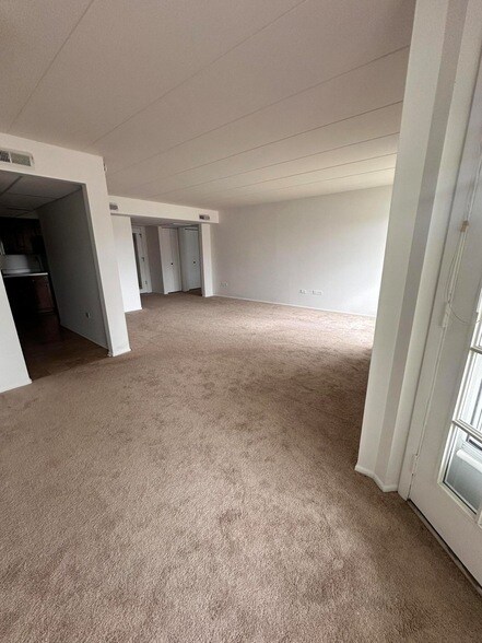 Building Photo - 8750 Harrison Ave