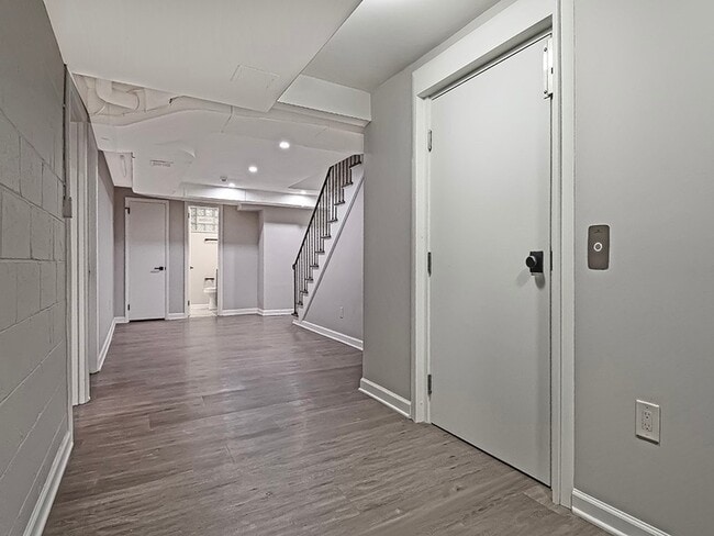 Building Photo - 1453 Squirrel Hill Ave