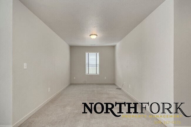 Building Photo - Charming Home for Rent in Caldwell