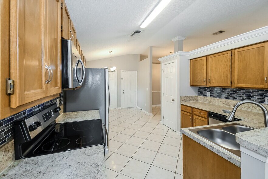 Building Photo - 2837 Tuscarora Tr