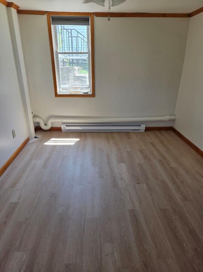 Building Photo - 829 E Lackawanna Ave