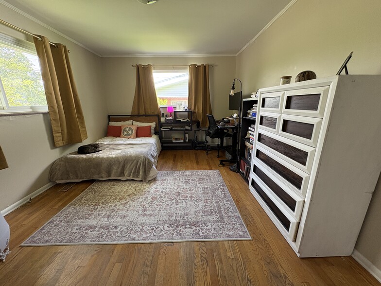 Bedroom 2 - 3716 Timber Cir