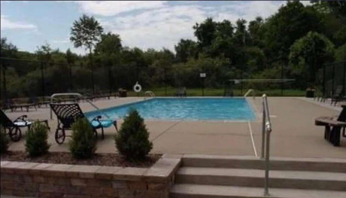 Building Photo - 98 Cannon Ridge Dr