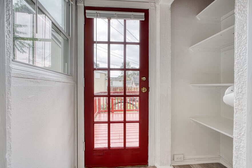 Building Photo - 5 Sunship Rd