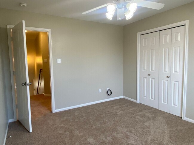 Building Photo - 4 BEDROOM, BELTON ISD