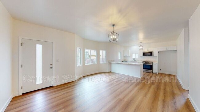 Building Photo - 1115 Pacific Ave