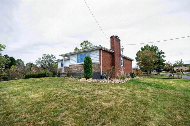 Building Photo - 719 Cumberland Rd