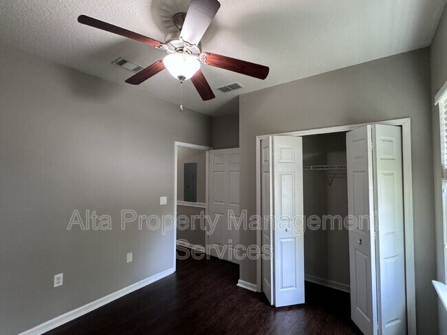 Building Photo - 5775 Ortega View Way