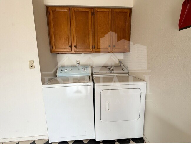 Building Photo - 1612 Leisure World