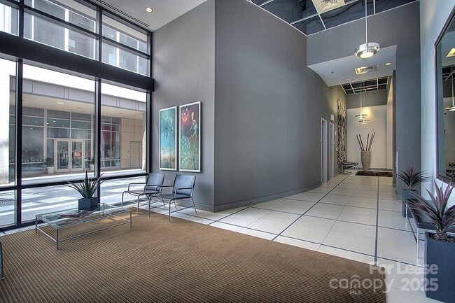 Building Photo - 1133 Metropolitan Ave