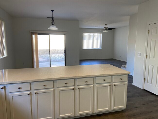 Building Photo - 8057 N Command Point Dr