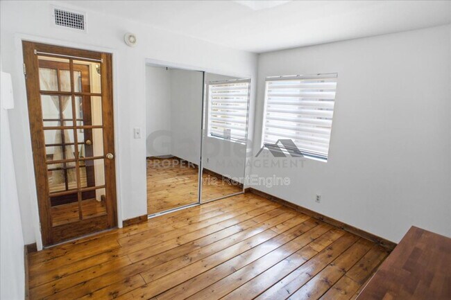 Building Photo - 18187 W Sundowner Way